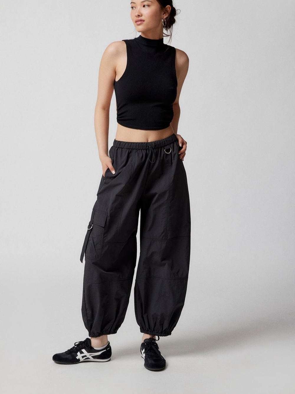 UO Jana Black Nylon Balloon
Cargo Pant. Size XXS. - Picture 2 of 8